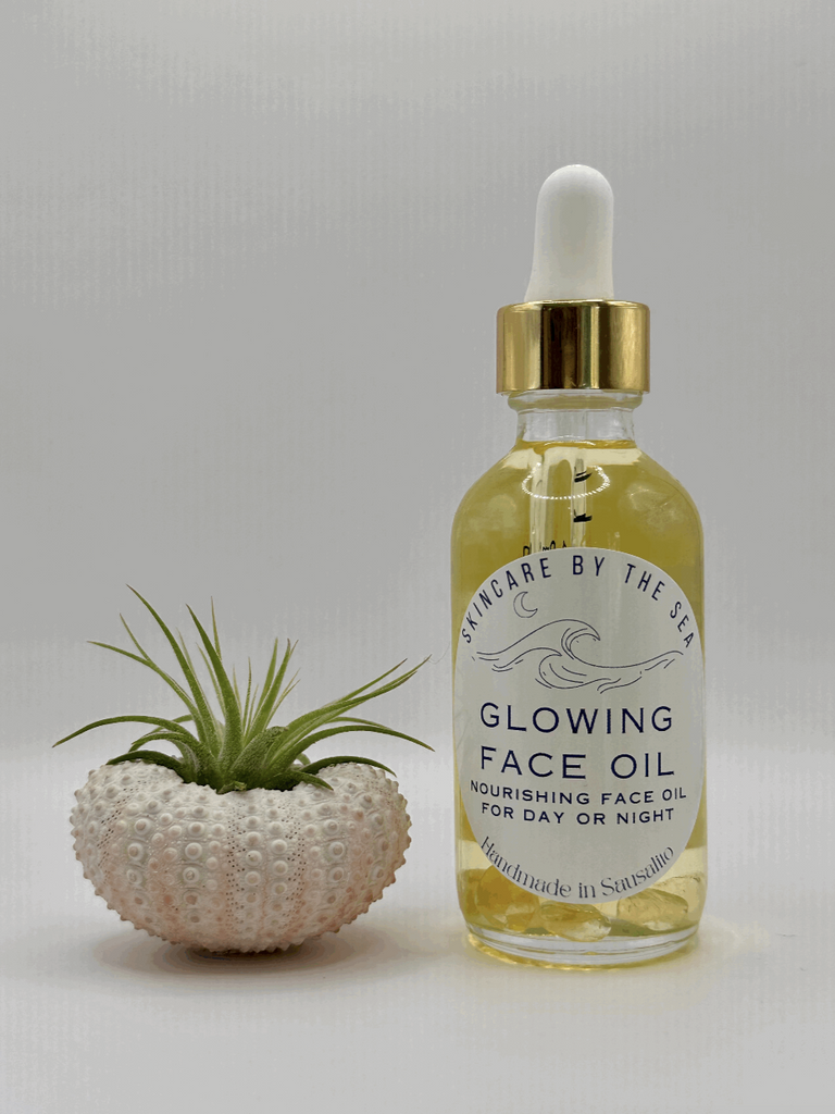 Glowing Face Oil / Skincare By The Sea
