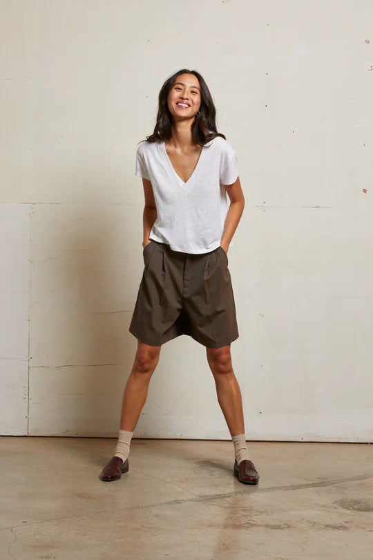 Rosie - linen blend Vneck T - Natural - Perfect White Tee