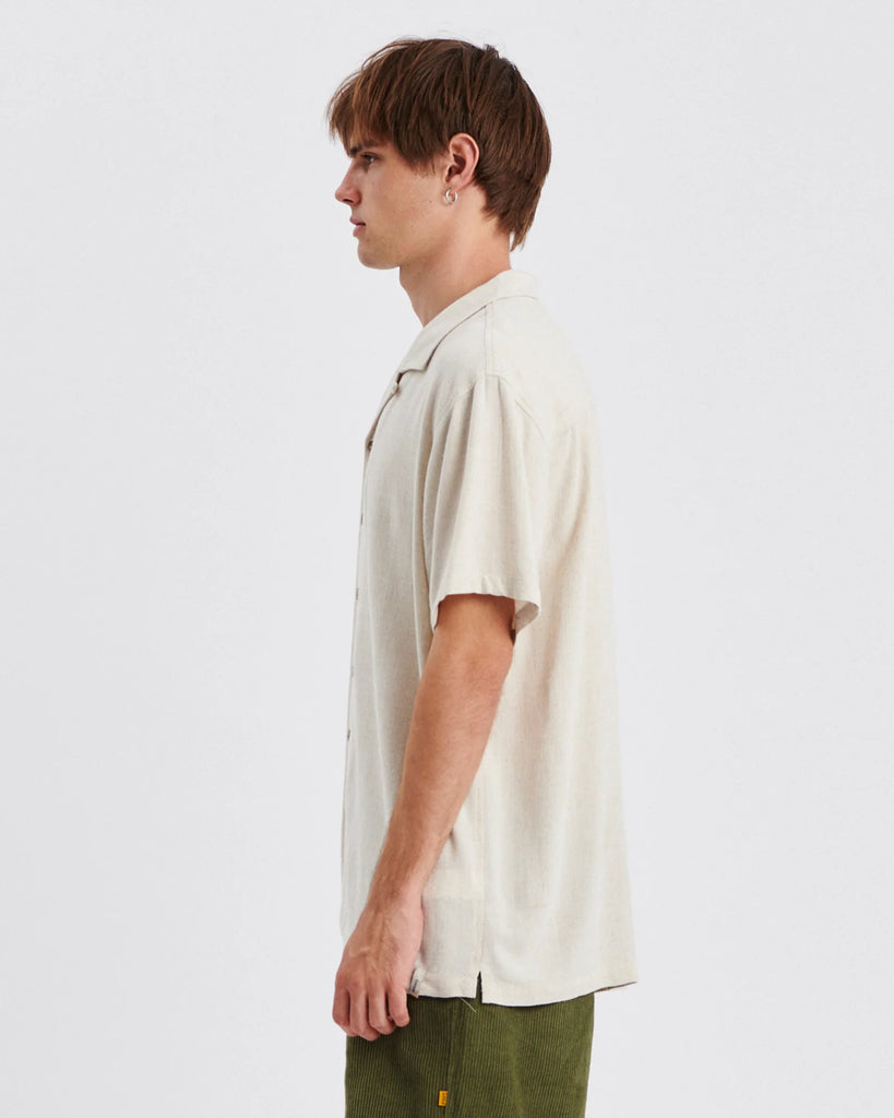 Ernie Linen Resort Shirt - Oatmeal / Critical Slide