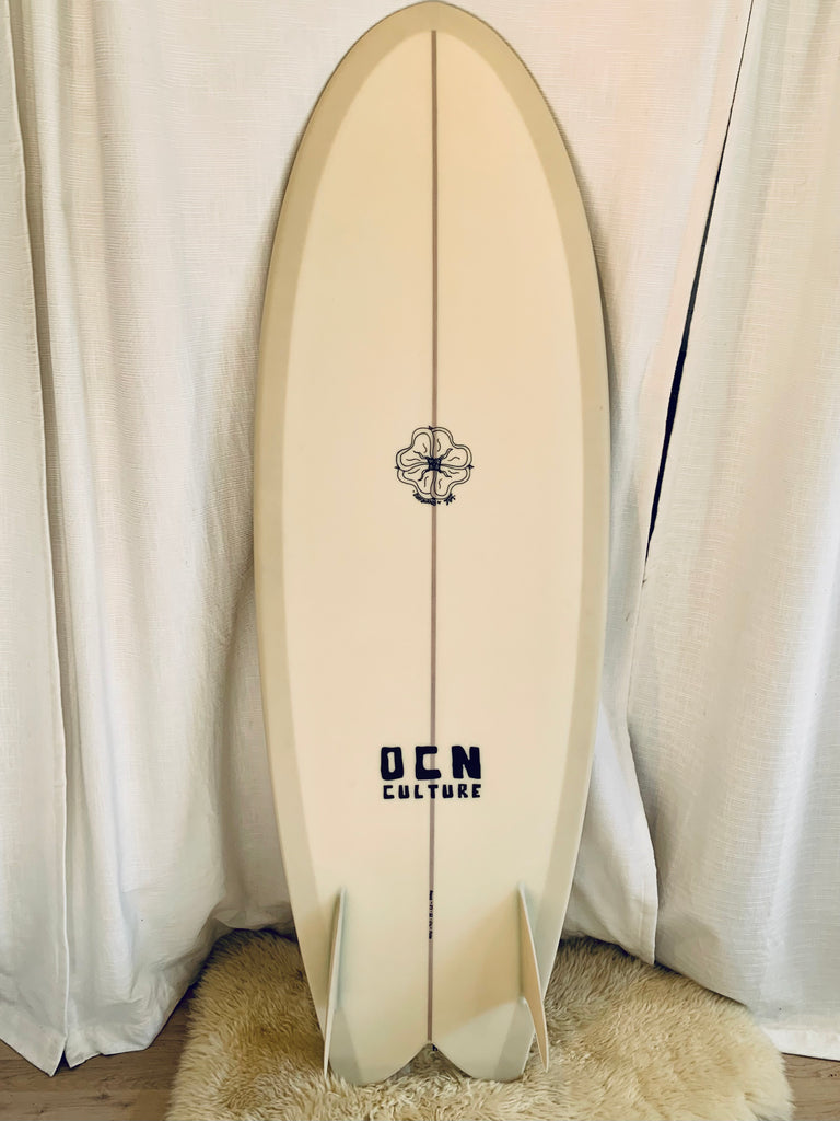 Iconoclast Longboard Surfboard 9'8” Snub-Nosed Log Model | OCN Culture